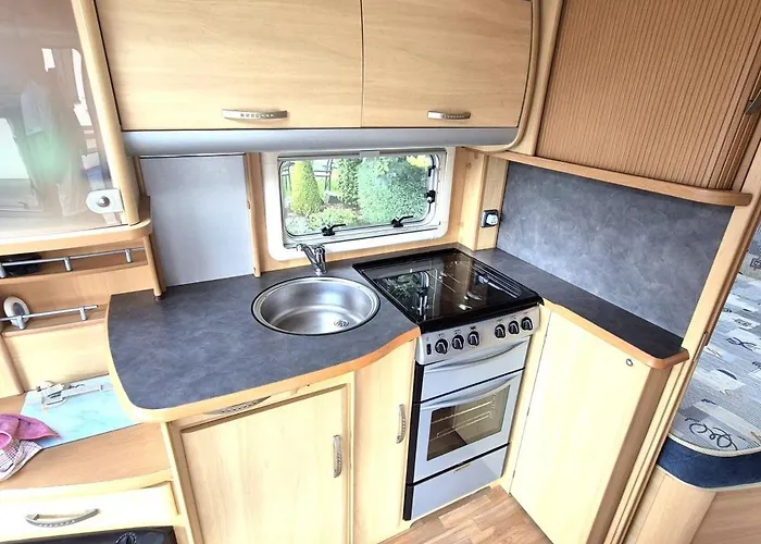 Karavan Na Samote U Lesa Luxe tent